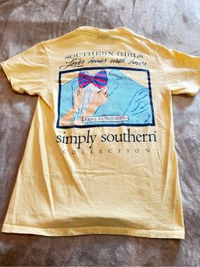 Simply Southern Graphic Tee - Bow Tie